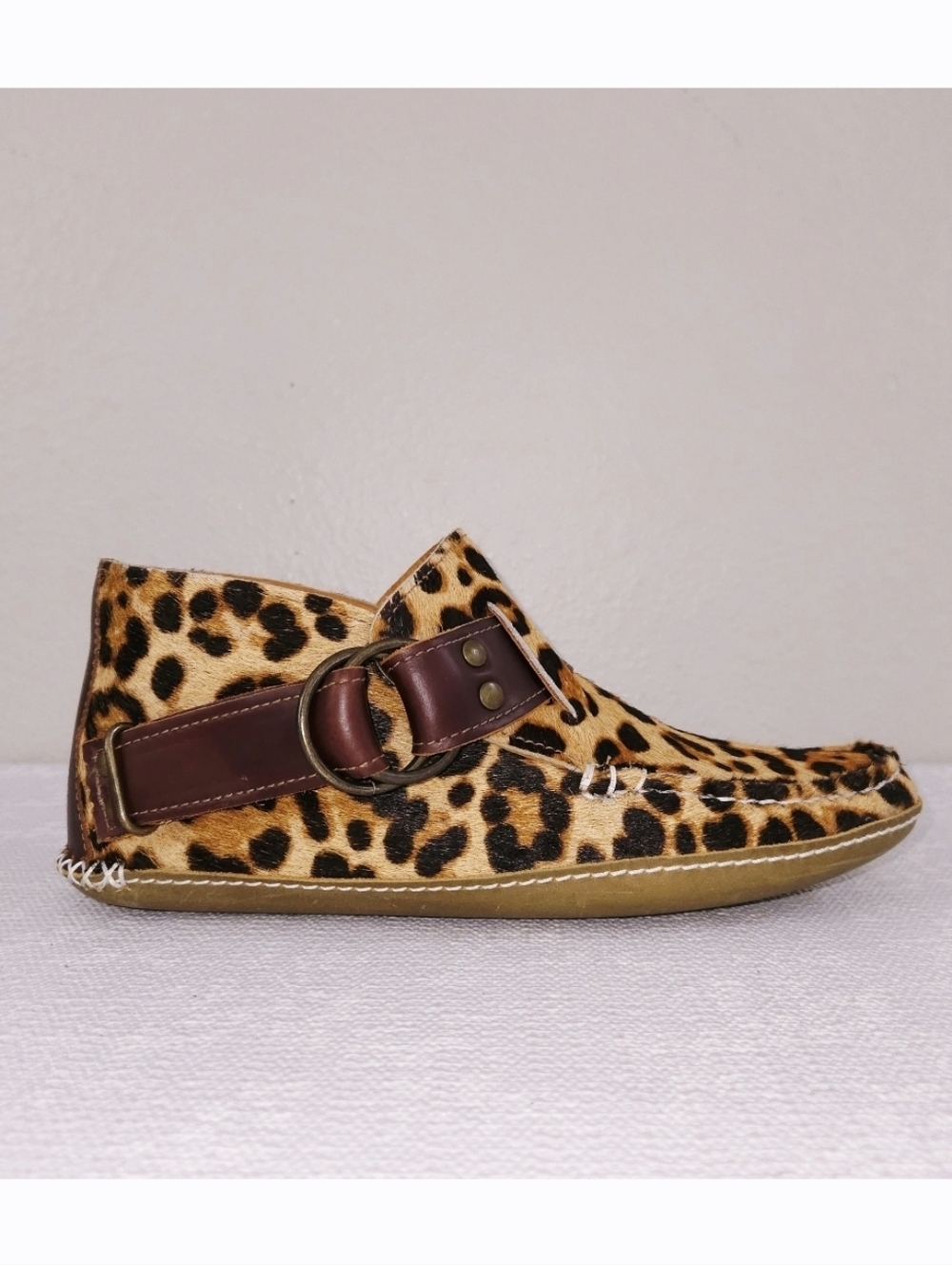 QUODDY Ring Moccasin Ankle Booties Leopard Print Fur Leather US 7